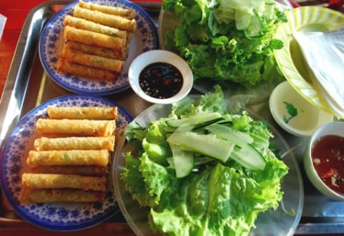 Tour giá sốc <br data-eio=