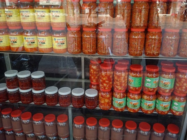 Đặc sản Huế nên mua làm quà