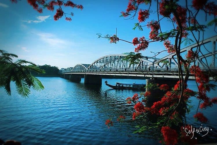Cầu Trường Tiền - Những địa điểm chụp ảnh đẹp tại Huế