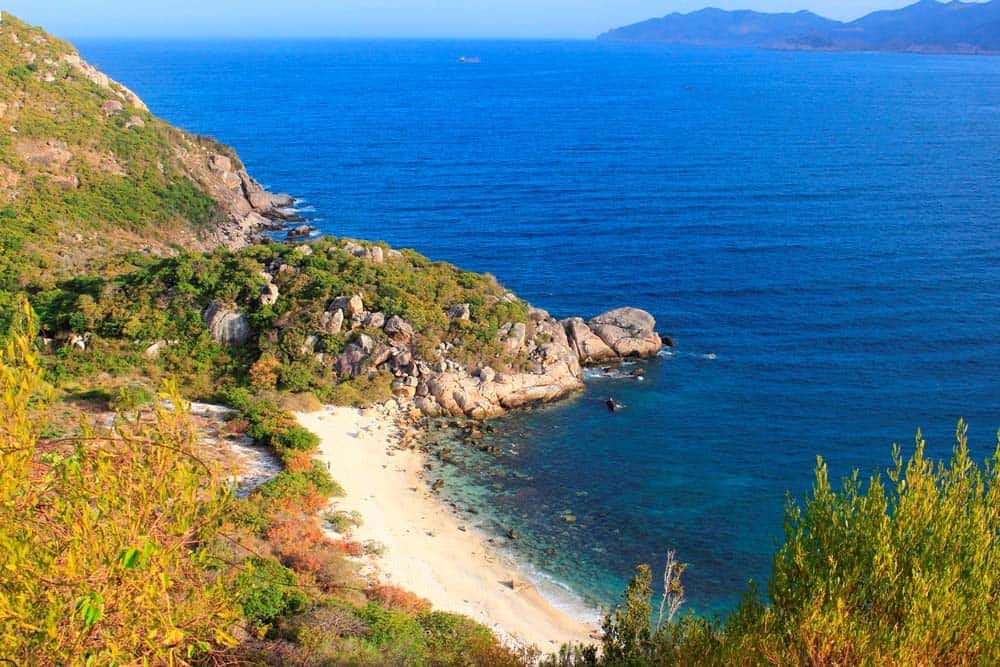 Du lịch khám phá Bình Ba Nha Trang