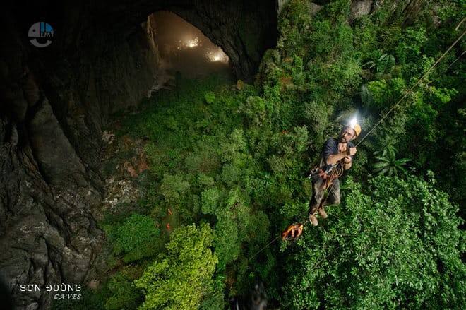 Hang Sơn Đoòng là cảnh đẹp Quảng Bình vô cùng đẹp