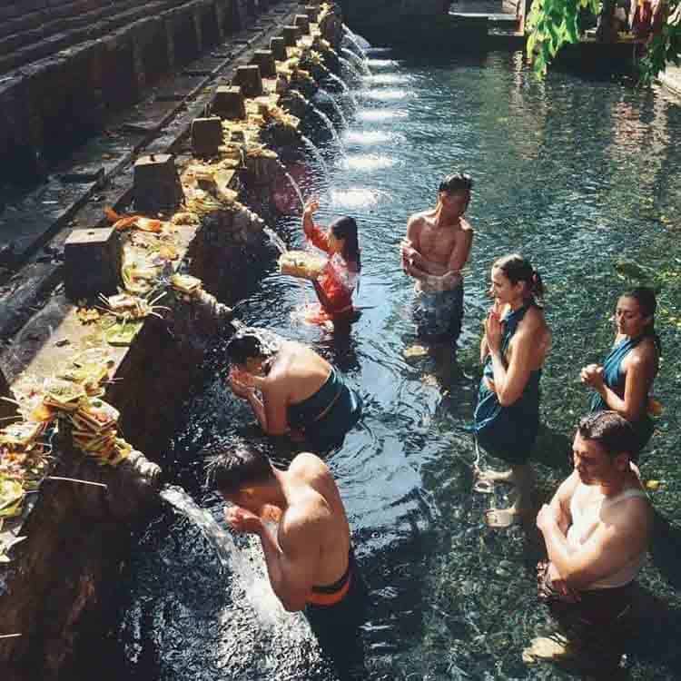 Đền Tirta Empul kinh nghiệm du lịch Bali