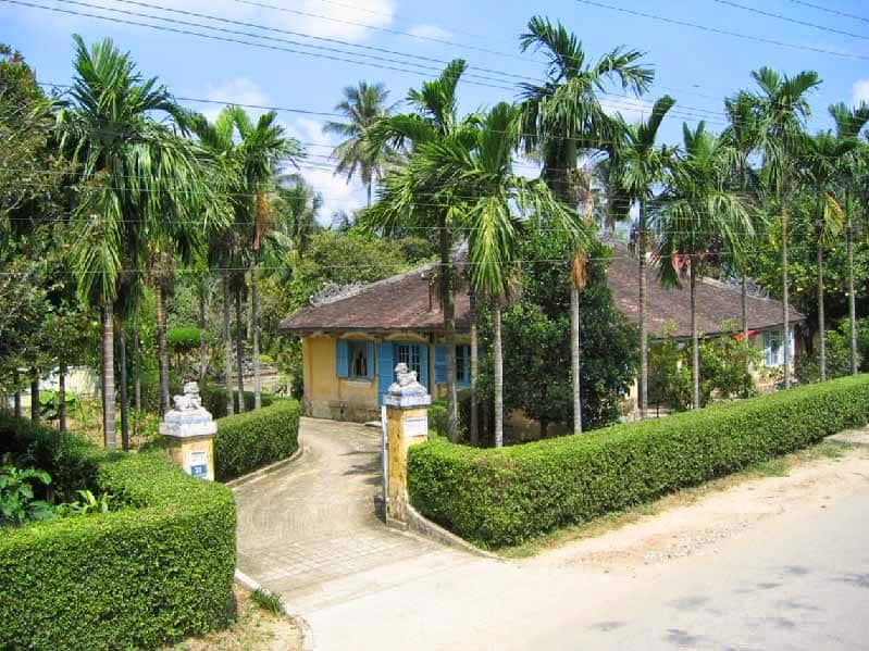 Nhà vườn công chúa Ngọc Sơn Nha vuon Hue