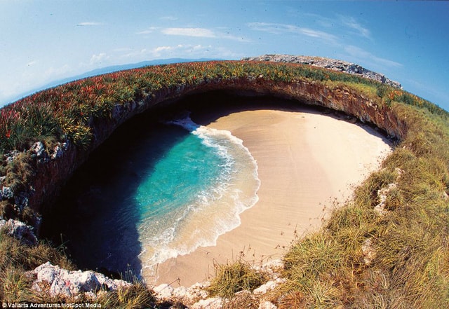 Bien Hidden Beach Mexico