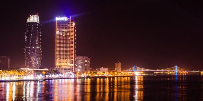 Sông Hàn về đêm du lịch Đà Nẵng