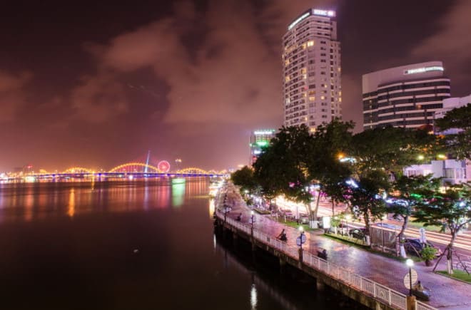 Sông Hàn về đêm du lịch Đà Nẵng