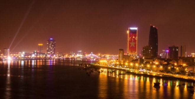 Sông Hàn về đêm du lịch Đà Nẵng