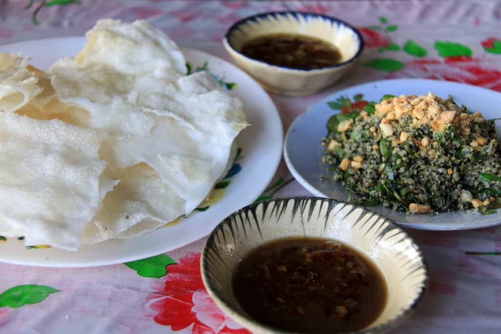 Các món ăn làm từ hến - Bánh đập Hến xào