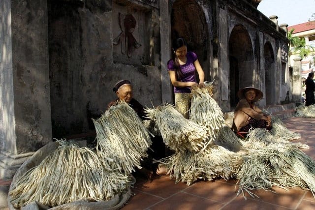 Làng nón lá Huế