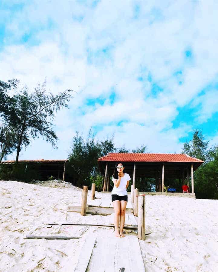 Tháp chàm Phú Diên Huế