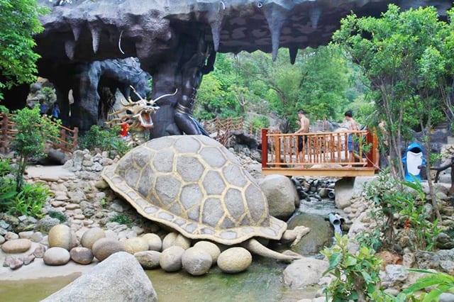 Tour du lịch Suối nước khoáng Thần Tài Đà nẵng