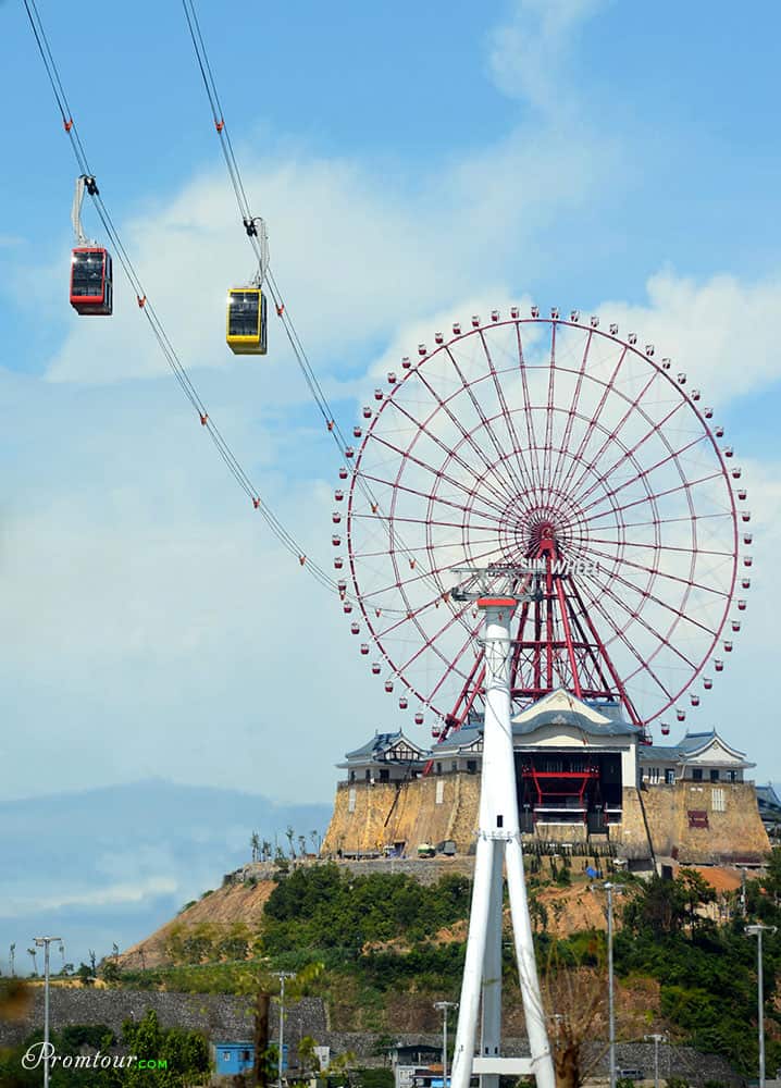 Đi cáp treo ở Hạ Long ngắm cảnh