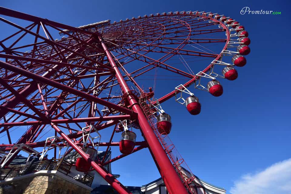 Đi cáp treo ở Hạ Long ngắm cảnh