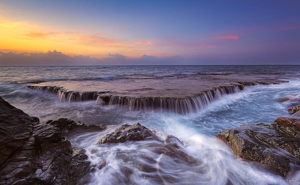 Hang Rái, vịnh Vĩnh Hy