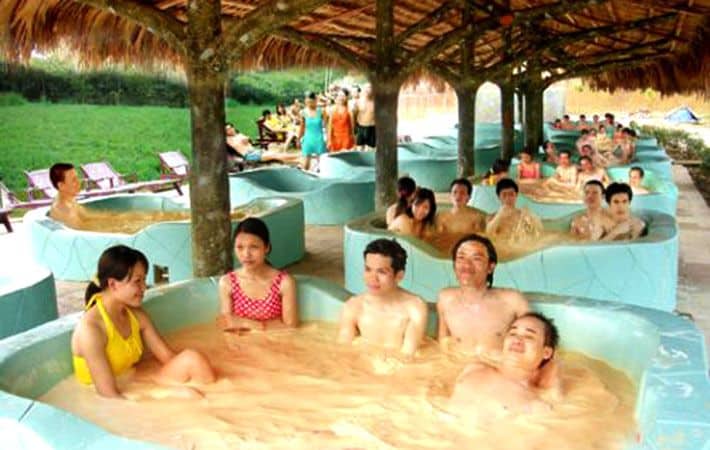 Suối khoáng nóng Kim Bôi