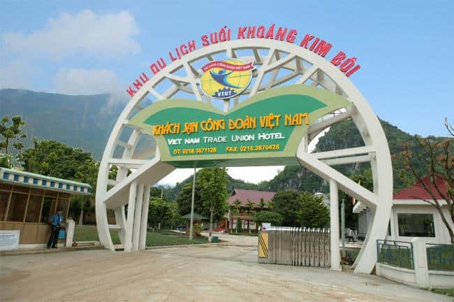 Khu du lịch suối khoáng Kim Bôi