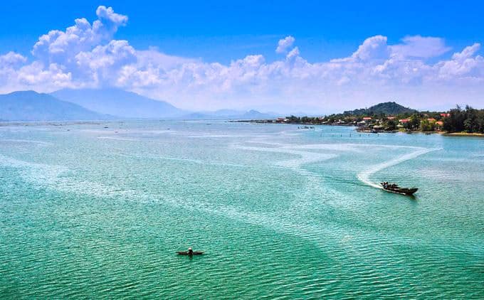 Các điểm du lịch Huế mùa hè, đầm cầu hai