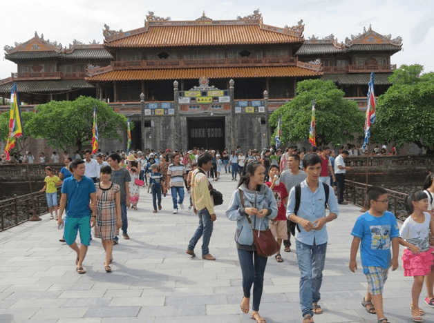 thời điểm thích hợp để có chuyến đi tuyệt với nhất nhất là vào mùa thu tức từ tháng 7 đến tháng 9 hàng nằm