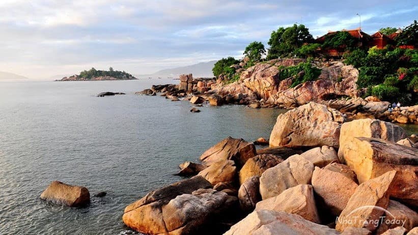 10 Điểm Chụp Ảnh Sống Ảo Hot Nhất 2018 ở Nha Trang - Hòn Chồng