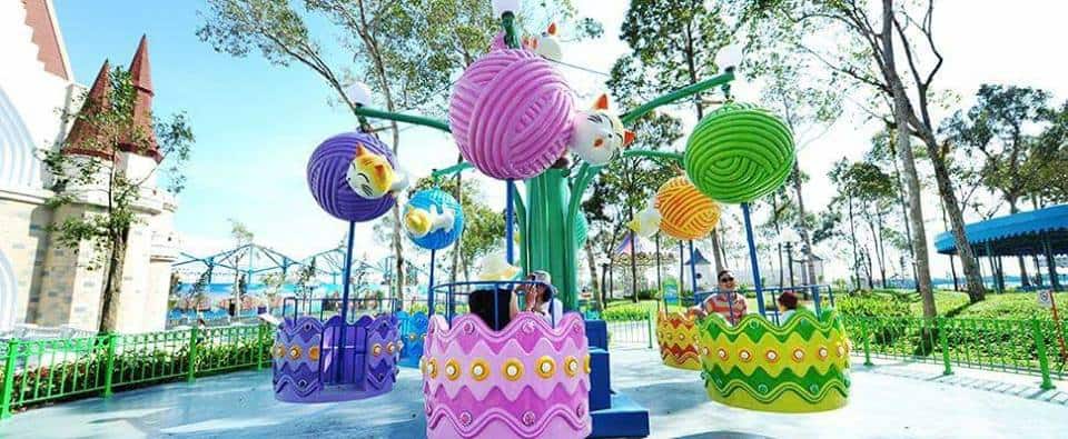 chiếc cốc nhảy múa chôc cup kinh nghiệm chơi vinpear land hội an