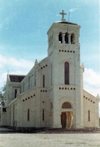 Vương cung thánh đường Đức Mẹ La Vang trong một bức ảnh chụp năm 1968