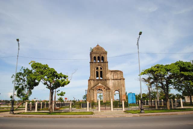 nhà thờ Tam Tòa du lịch đồng hới quảng bình
