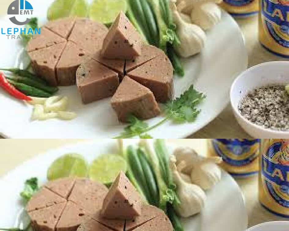 Nem chợ Huyện