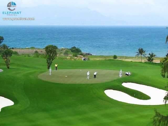 chơi golf trên đảo hòn tằm nha trang