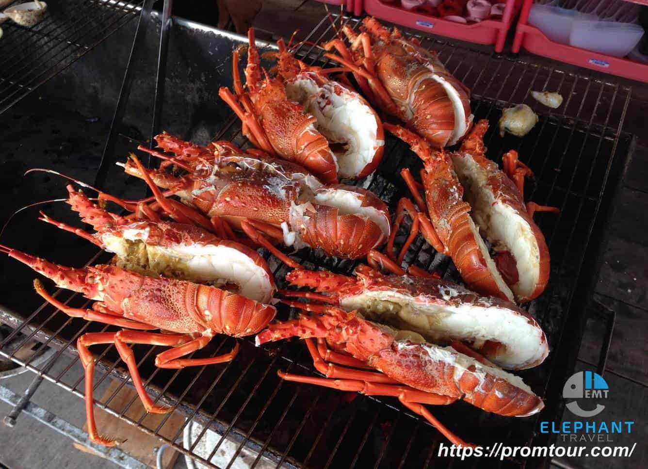 Tôm hùm Bình Hưng thơm ngon béo ngậy mời mọi người