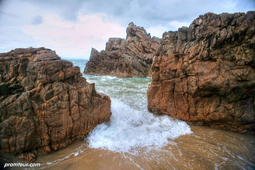 bai da nhay diem song ao cuc chat tai quang binh