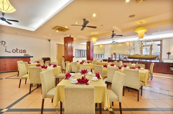 nha hang Golden Lotus o sun spa resort quang binh
