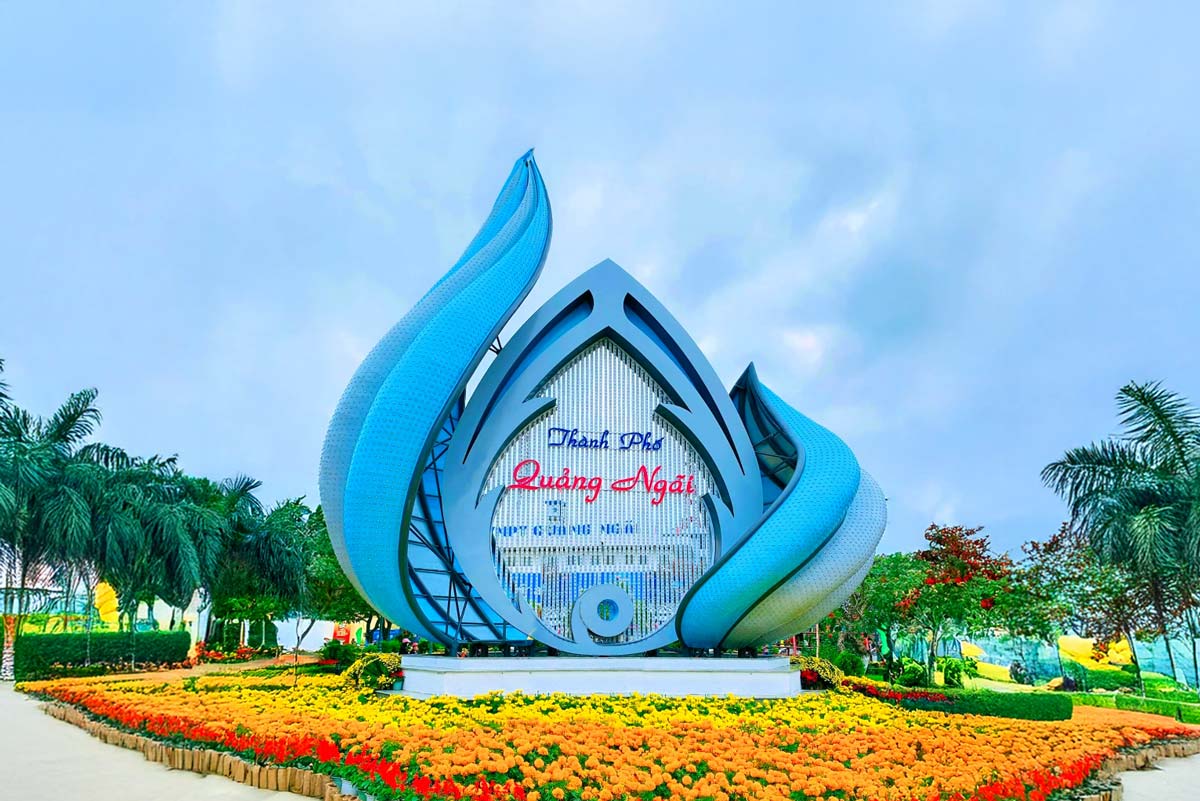 Cẩm nang du lịch Quảng Ngãi từ A-Z: Khám phá mảnh đất Ấn Trà kỳ vĩ
