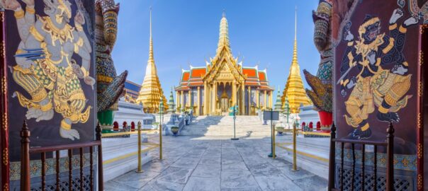 Cẩm nang du lịch Thái Lan: 5 điều cần biết về xứ sở Chùa Vàng